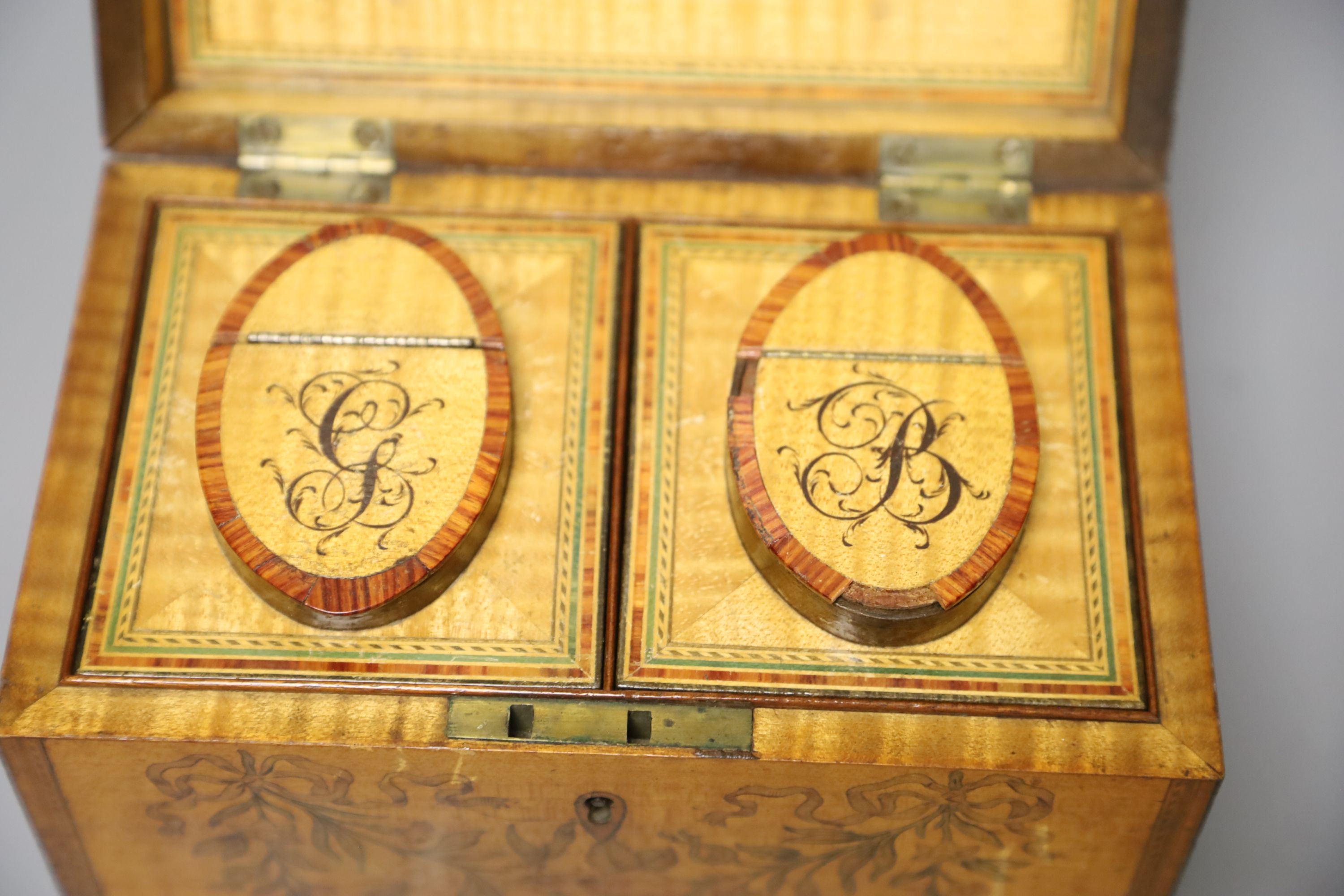 A George III harewood and marquetry tea caddy, c.1810,